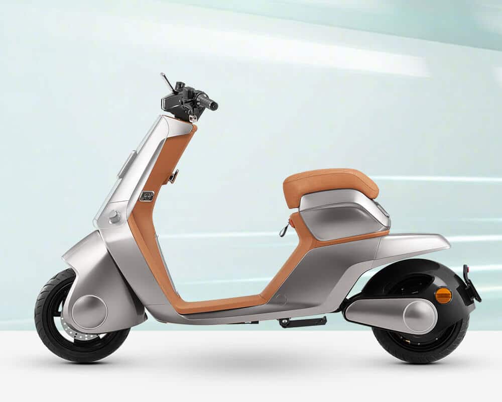 stardust-electric-moped